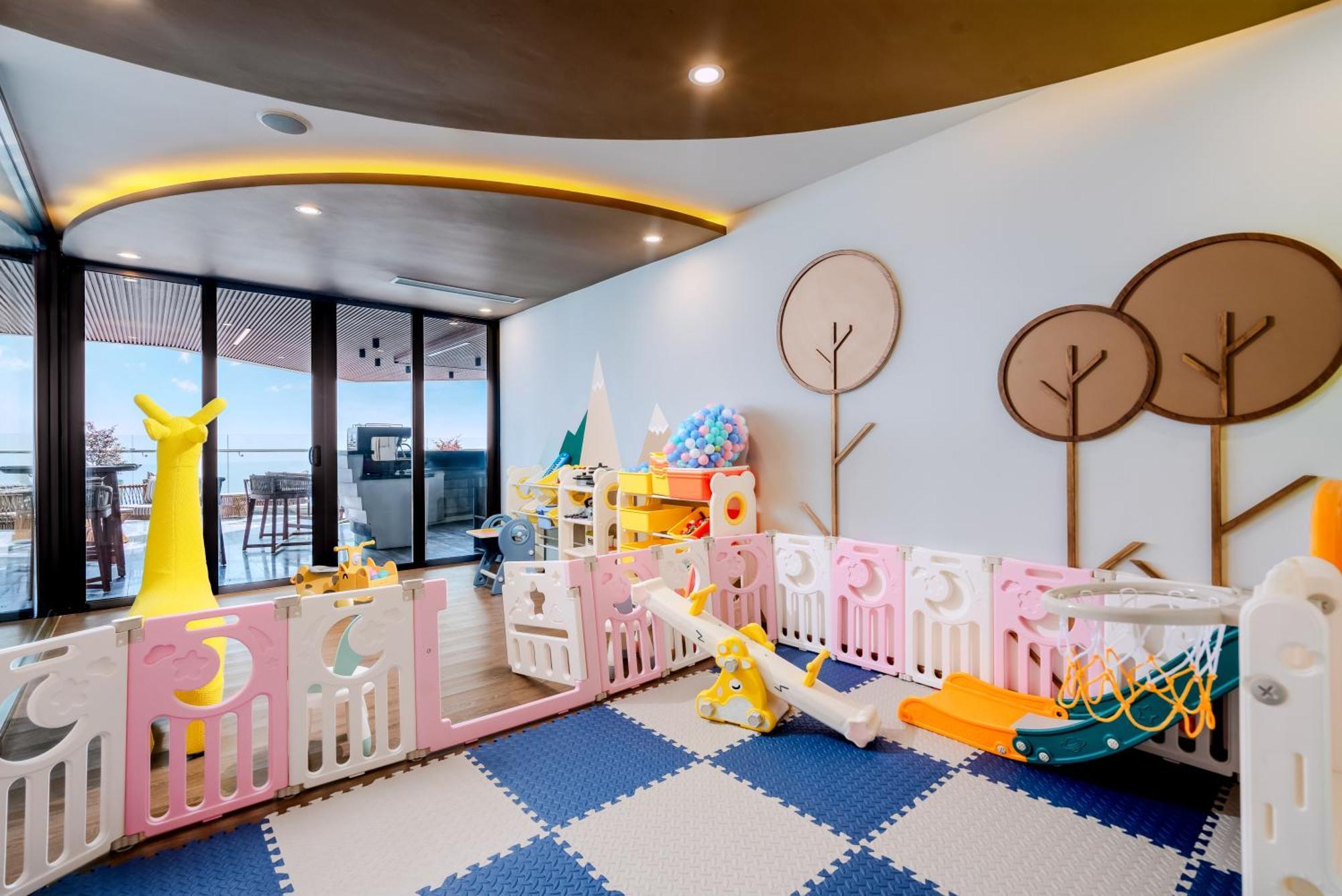 Poseido Hotel Quang Binh دونغ هوي المظهر الخارجي الصورة